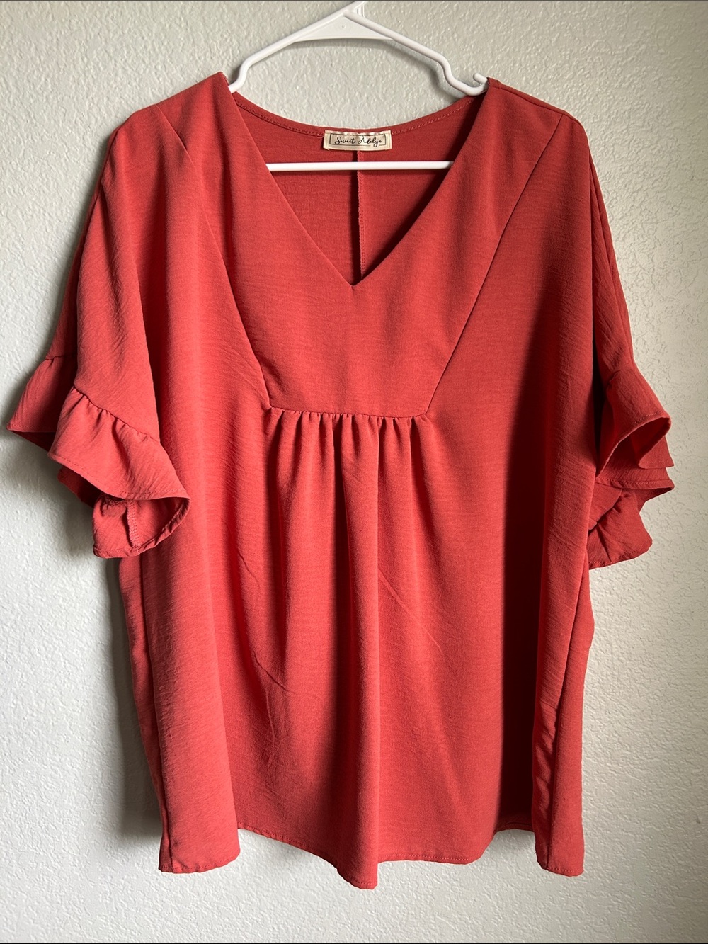 Women’s Coral V-Neck Ruffle Sleeve Top